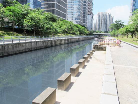 说明: C:UsersAdministratorDesktop南山区河流治理前后对比图后海北河治理前-深湾1号_副本.jpg