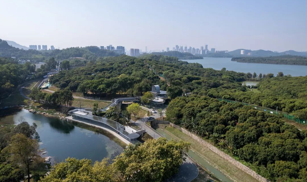 南山环西丽湖绿道示范段项目荣获2024年缪斯设计奖景观类别——公园及开放环境金奖