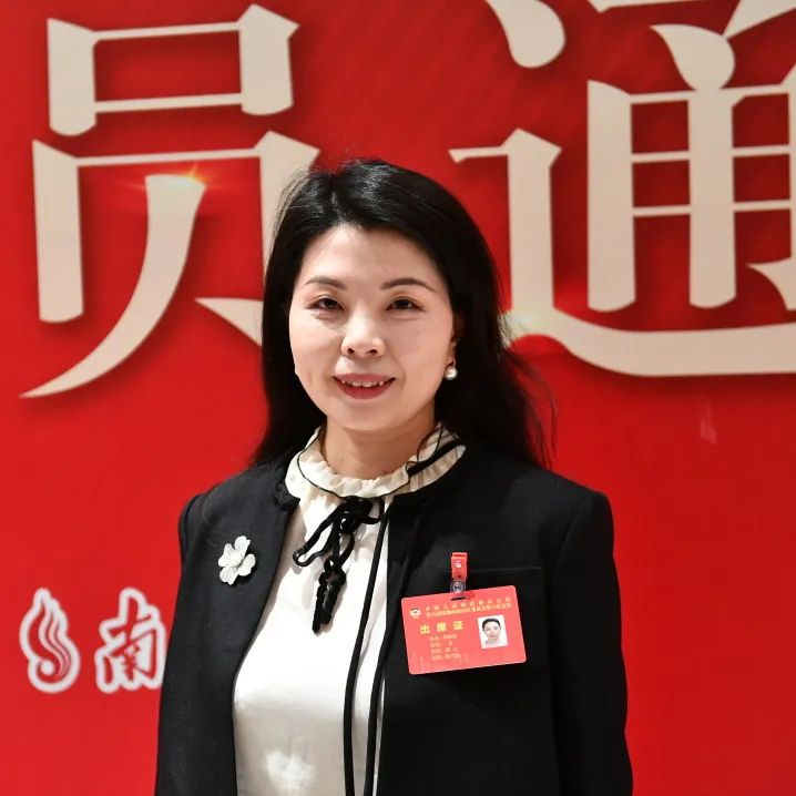 赖毓霄