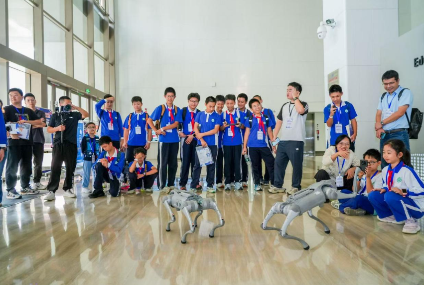 2025西丽湖论坛Open Day：六校联动打造沉浸式学术探索体验