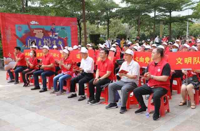 南联社区2021年世界读书日之第三届“阅读·徒步”活动1