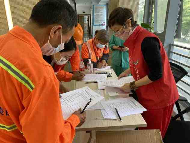 深圳湾社区关爱环卫工人项目资料图片